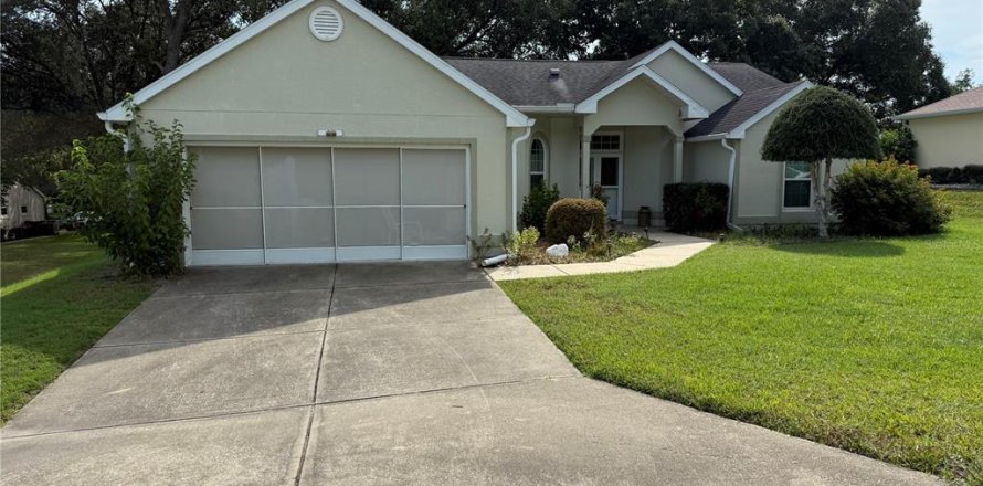 Villa ou maison à Ocala, Floride 3 chambres, 150.69 m2 № 1902580