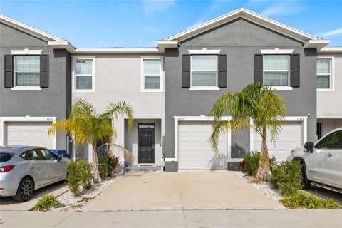 Touwnhouse à Wesley Chapel, Floride 3 chambres, 155.43 m2 № 2371875
