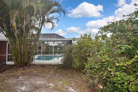House in North Port, Florida 2 bedrooms, 119.47 sq.m. № 1569456 - photo 26