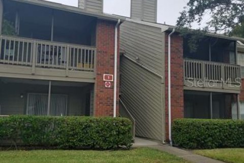 Condominio en alquiler en Saint Petersburg, Florida, 2 dormitorios, 74.32 m2 № 1883704 - foto 1
