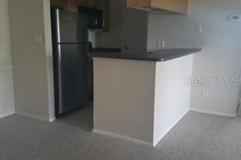 Condominio en alquiler en Saint Petersburg, Florida, 2 dormitorios, 74.32 m2 № 1883704 - foto 6