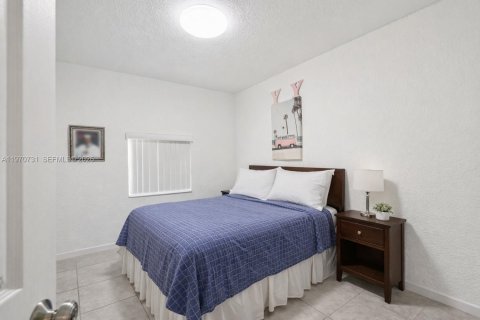 Купить виллу или дом в Майами, Флорида 4 спальни, 108.6м2, № 2031102 - фото 20