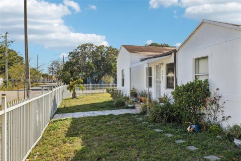 Купить виллу или дом в Майами, Флорида 4 спальни, 108.6м2, № 2031102 - фото 4