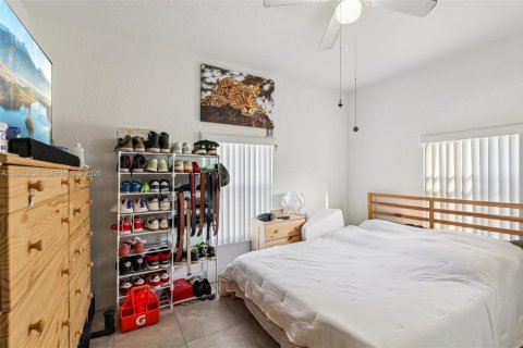 Купить виллу или дом в Майами, Флорида 4 спальни, 108.6м2, № 2031102 - фото 18