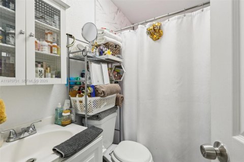 Купить виллу или дом в Майами, Флорида 4 спальни, 108.6м2, № 2031102 - фото 17