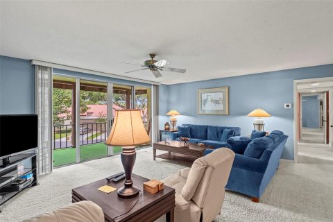 Copropriété à vendre à Clearwater, Floride: 2 chambres, 128.21 m2 № 2157780 - photo 4