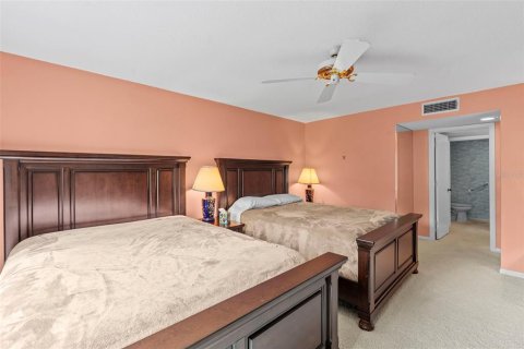 Copropriété à vendre à Clearwater, Floride: 2 chambres, 128.21 m2 № 2157780 - photo 16