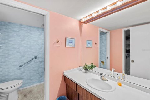 Copropriété à vendre à Clearwater, Floride: 2 chambres, 128.21 m2 № 2157780 - photo 17