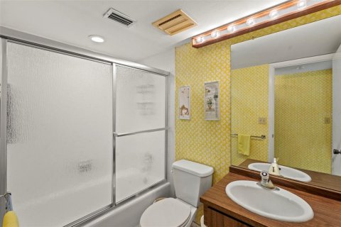 Copropriété à vendre à Clearwater, Floride: 2 chambres, 128.21 m2 № 2157780 - photo 14
