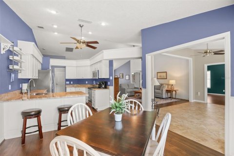 House in Leesburg, Florida 3 bedrooms, 200.2 sq.m. № 2427602 - photo 10