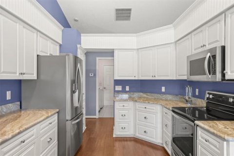House in Leesburg, Florida 3 bedrooms, 200.2 sq.m. № 2427602 - photo 17