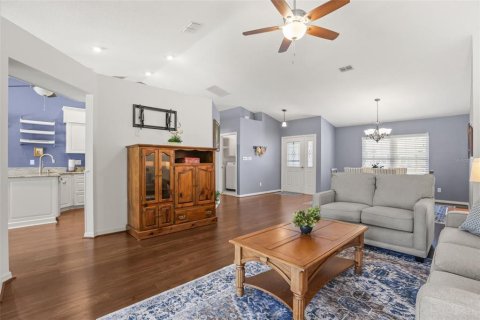 House in Leesburg, Florida 3 bedrooms, 200.2 sq.m. № 2427602 - photo 6