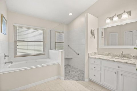 House in Leesburg, Florida 3 bedrooms, 200.2 sq.m. № 2427602 - photo 25