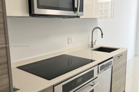 Купить кондоминиум в Майами, Флорида 34.84м2, № 2048885 - фото 4