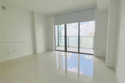 Condominio en venta en Miami, Florida, 34.84 m2 № 2048885 - foto 17