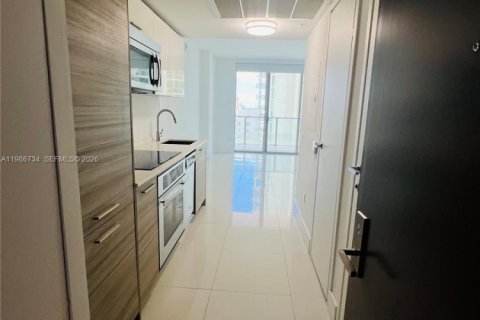 Купить кондоминиум в Майами, Флорида 34.84м2, № 2048885 - фото 2