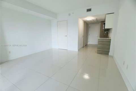 Condominio en venta en Miami, Florida, 34.84 m2 № 2048885 - foto 19