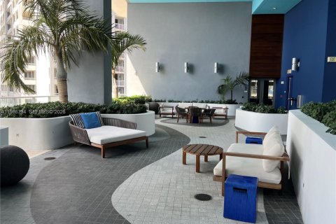 Condominio en venta en Miami, Florida, 34.84 m2 № 2048885 - foto 28