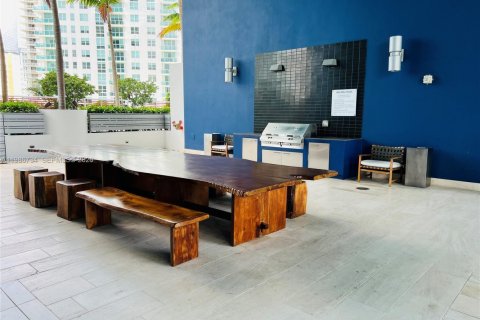 Condominio en venta en Miami, Florida, 34.84 m2 № 2048885 - foto 24