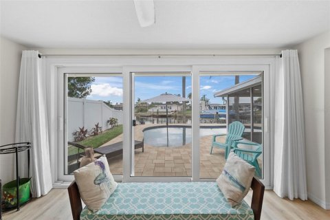 Villa ou maison à vendre à New Port Richey, Floride: 3 chambres, 139.35 m2 № 1796128 - photo 10