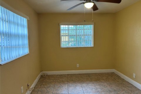 Casa en alquiler en Lauderhill, Florida, 1 dormitorio, 55.74 m2 № 1951834 - foto 9