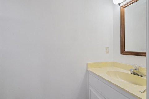 House in Leesburg, Florida 3 bedrooms, 231.88 sq.m. № 2204698 - photo 19