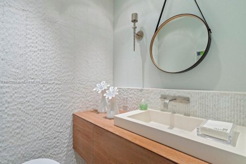 Condominio en venta en Miami Beach, Florida, 3 dormitorios, 214.23 m2 № 1971545 - foto 22