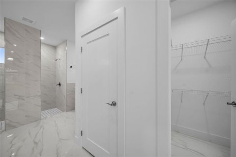 House in Cape Coral, Florida 3 bedrooms, 159.51 sq.m. № 1602349 - photo 19