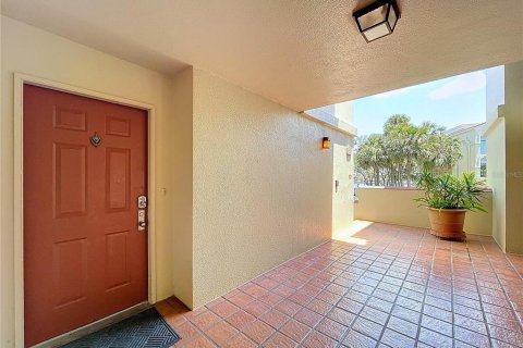 Copropriété à vendre à Treasure Island, Floride: 2 chambres, 103.59 m2 № 1542577 - photo 21
