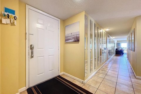 Copropriété à vendre à Treasure Island, Floride: 2 chambres, 103.59 m2 № 1542577 - photo 23