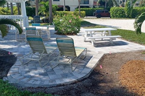Copropriété à vendre à Treasure Island, Floride: 2 chambres, 103.59 m2 № 1542577 - photo 12
