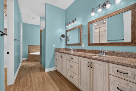 Villa ou maison à vendre à New Smyrna Beach, Floride: 5 chambres, 280.29 m2 № 2351576 - photo 23