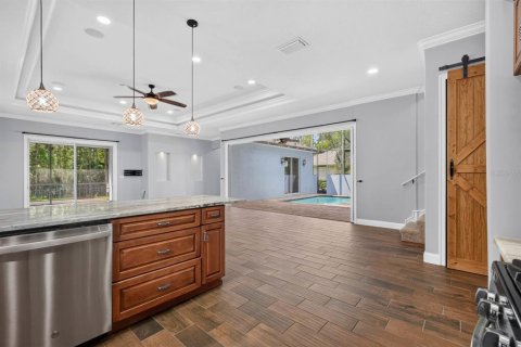Villa ou maison à vendre à New Smyrna Beach, Floride: 5 chambres, 280.29 m2 № 2351576 - photo 16
