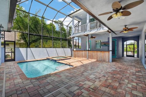 Villa ou maison à vendre à New Smyrna Beach, Floride: 5 chambres, 280.29 m2 № 2351576 - photo 4
