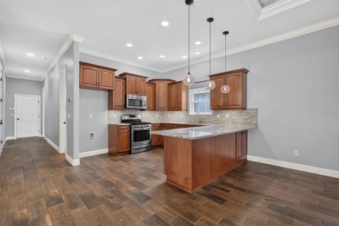 Villa ou maison à vendre à New Smyrna Beach, Floride: 5 chambres, 280.29 m2 № 2351576 - photo 13