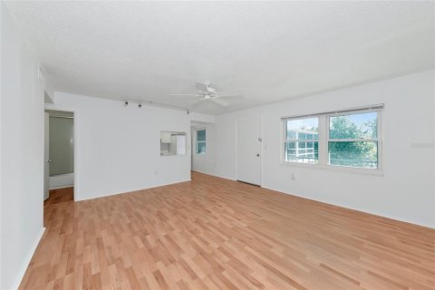 Condo in Venice, Florida, 2 bedrooms  № 1625341 - photo 7