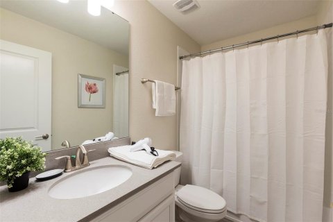 House in Davenport, Florida 8 bedrooms, 363.15 sq.m. № 1447461 - photo 27