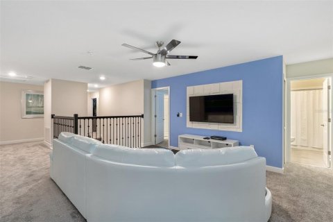 House in Davenport, Florida 8 bedrooms, 363.15 sq.m. № 1447461 - photo 16