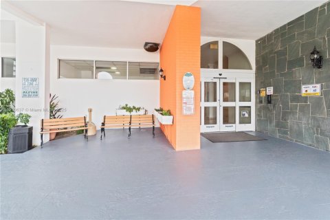 Купить кондоминиум в Майами, Флорида 2 спальни, 105.91м2, № 1965912 - фото 27