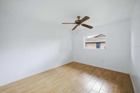 House in Sarasota, Florida 4 bedrooms, 151.43 sq.m. № 2367118 - photo 18