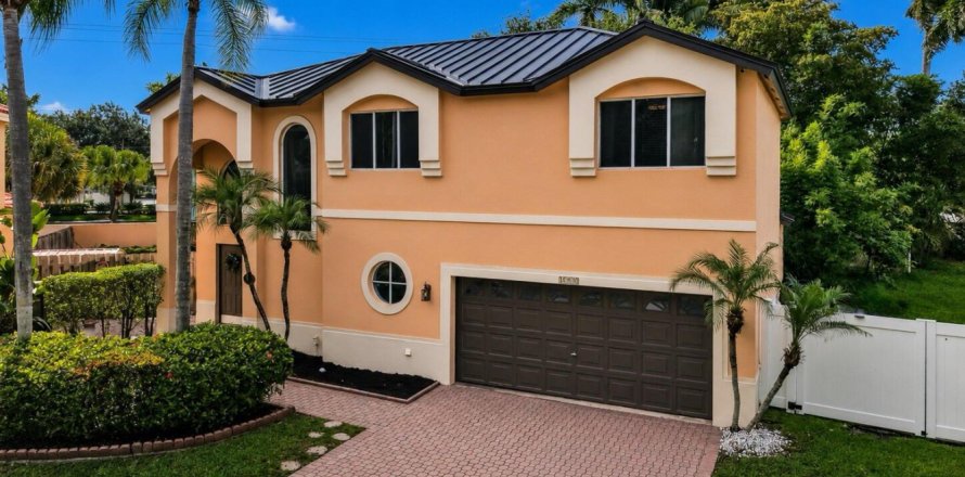 Villa ou maison à Hollywood, Floride 3 chambres, 190.26 m2 № 2087415