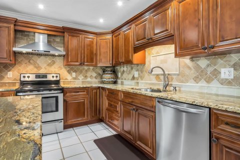 Villa ou maison à vendre à Hollywood, Floride: 3 chambres, 190.26 m2 № 2087415 - photo 8