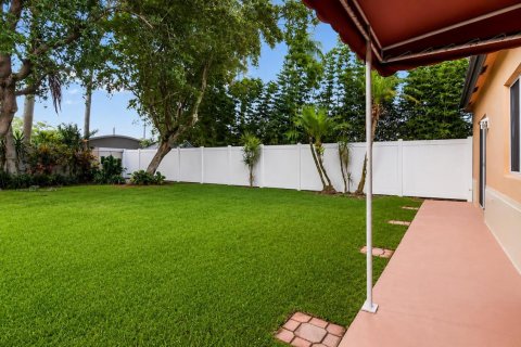 Villa ou maison à vendre à Hollywood, Floride: 3 chambres, 190.26 m2 № 2087415 - photo 30