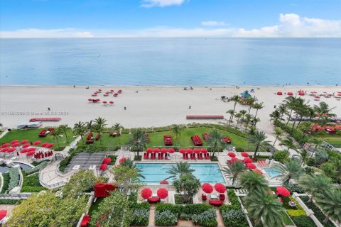 Condo in Sunny Isles Beach, Florida, 4 bedrooms  № 1867073 - photo 21