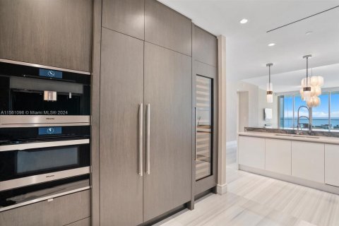 Condo in Sunny Isles Beach, Florida, 4 bedrooms  № 1867073 - photo 6