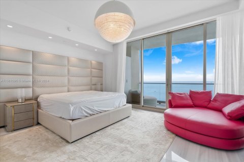 Condo in Sunny Isles Beach, Florida, 4 bedrooms  № 1867073 - photo 23