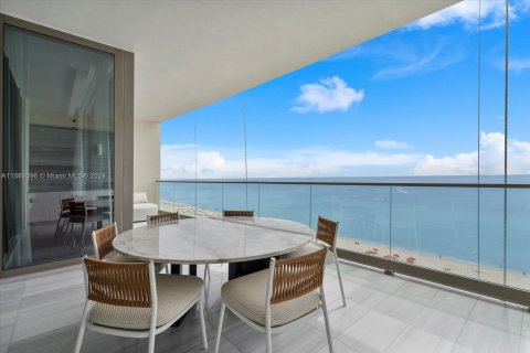 Condo in Sunny Isles Beach, Florida, 4 bedrooms  № 1867073 - photo 17