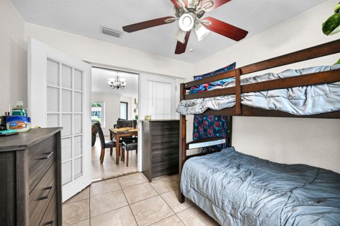 Villa ou maison à vendre à Lauderdale Lakes, Floride: 3 chambres, 175.68 m2 № 2087435 - photo 29