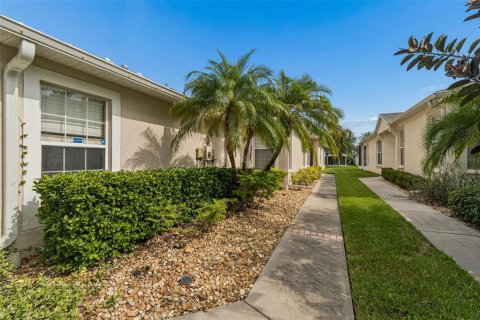 Villa ou maison à vendre à Riverview, Floride: 3 chambres, 162.67 m2 № 2305040 - photo 4