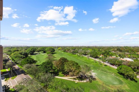 Condominio en venta en Coral Gables, Florida, 3 dormitorios, 195.09 m2 № 2038328 - foto 2